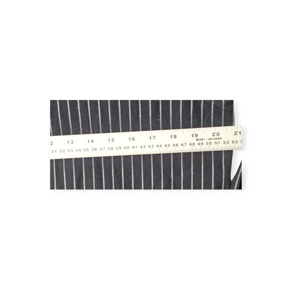 UNTUCKit Pinstripe Slim Fit Shirt - Men's Medium - Black White 100% Cotton - Picture 5 of 7